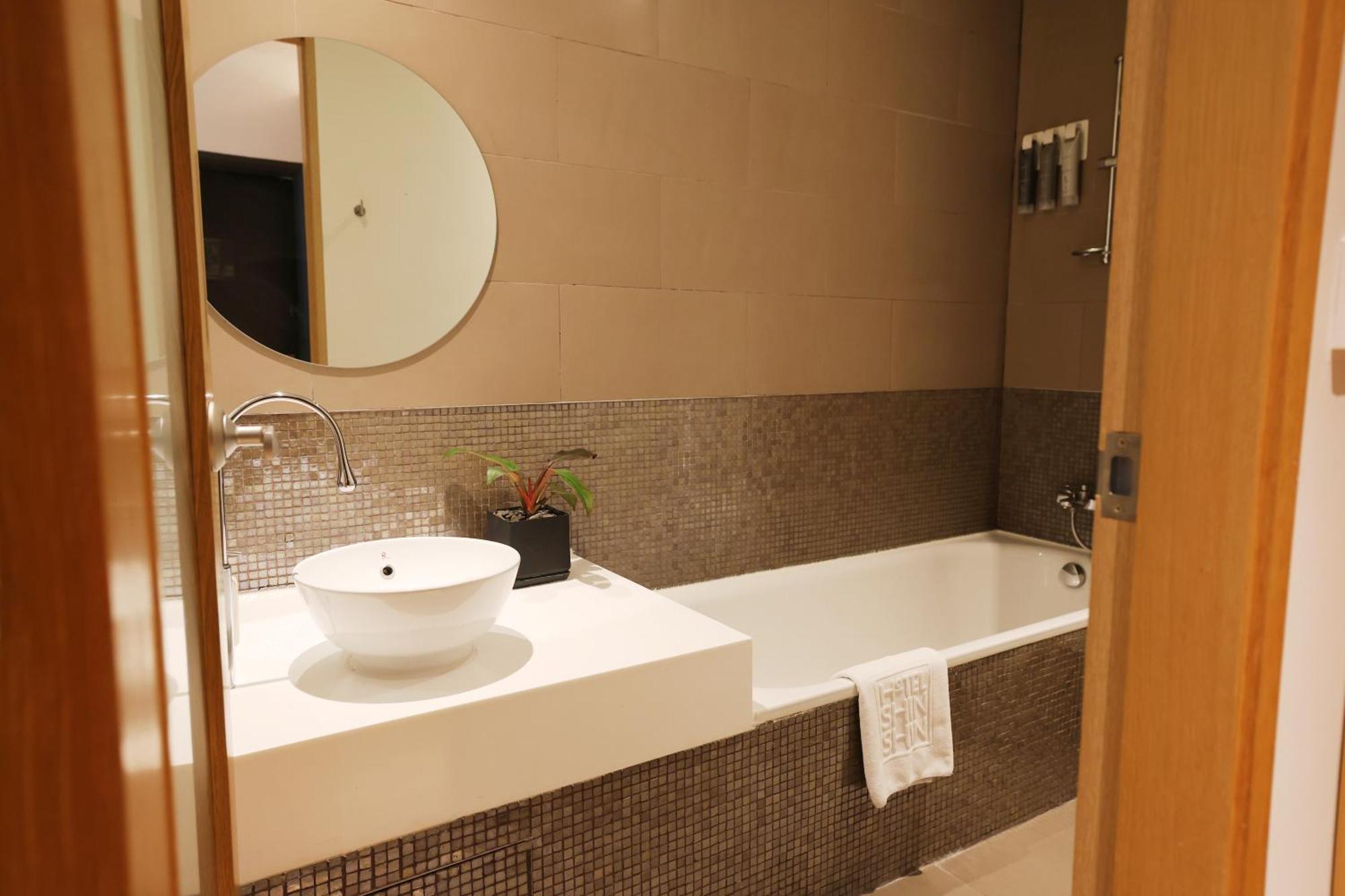 Seoul Hotel Shinshin Myeongdong Εξωτερικό φωτογραφία