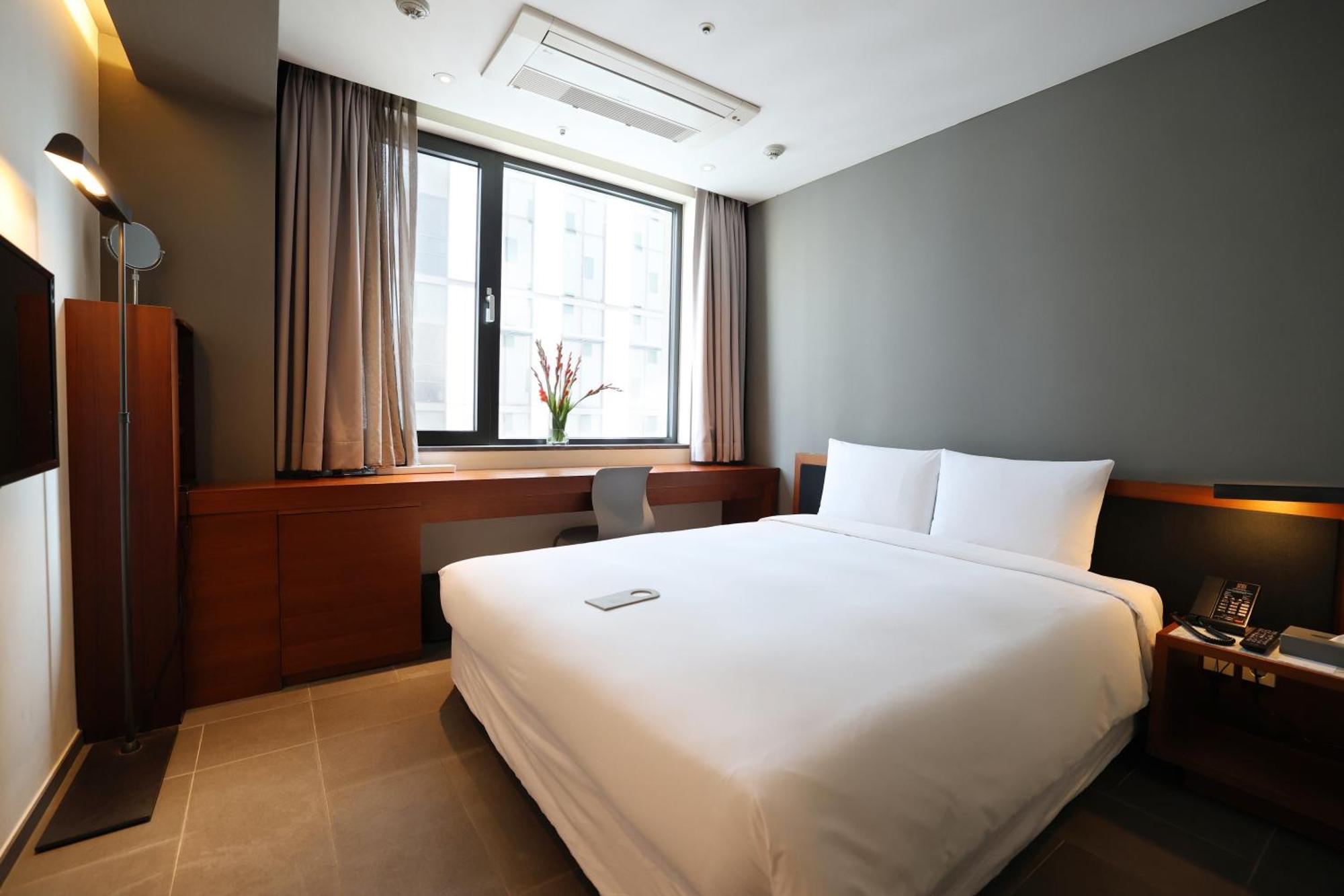 Seoul Hotel Shinshin Myeongdong Εξωτερικό φωτογραφία