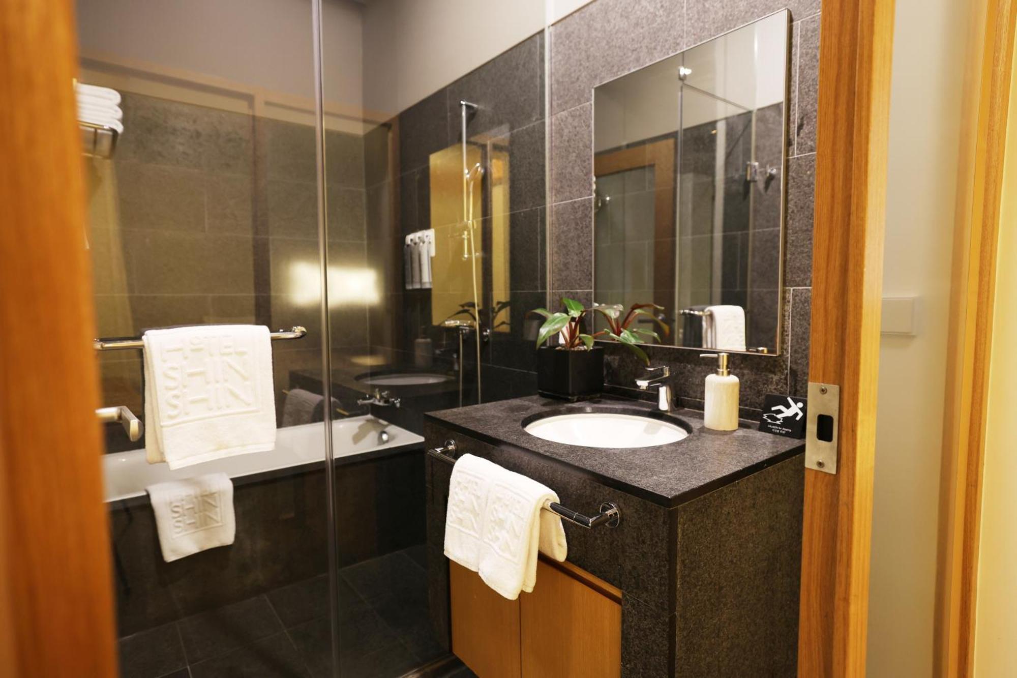 Seoul Hotel Shinshin Myeongdong Εξωτερικό φωτογραφία