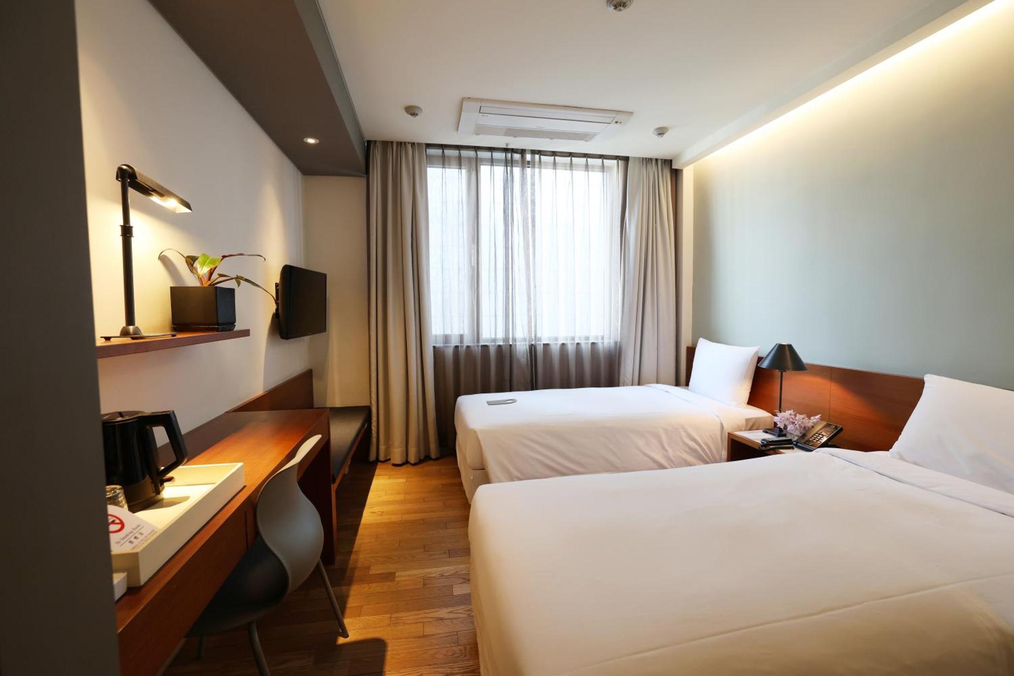 Seoul Hotel Shinshin Myeongdong Εξωτερικό φωτογραφία