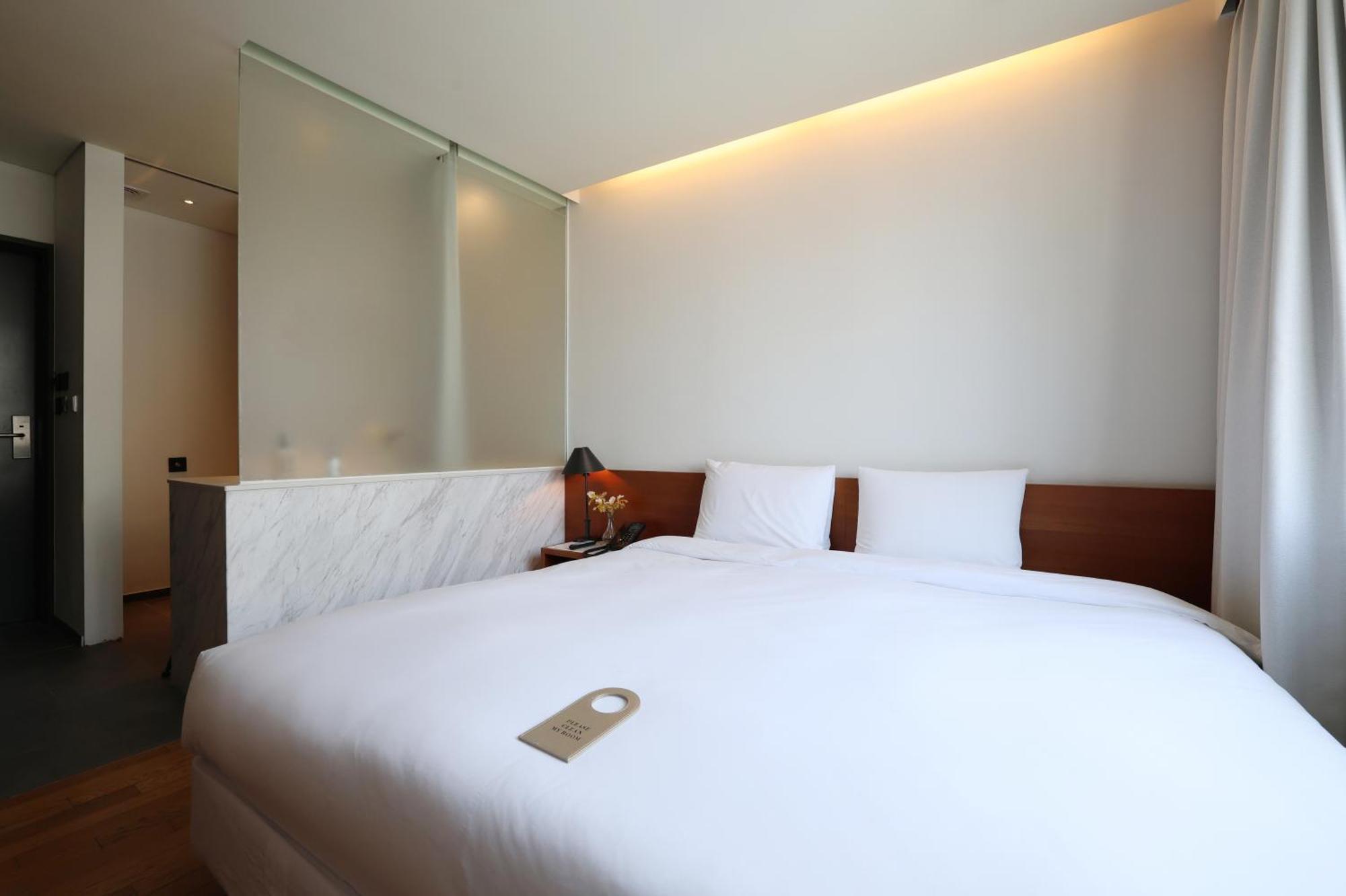 Seoul Hotel Shinshin Myeongdong Εξωτερικό φωτογραφία